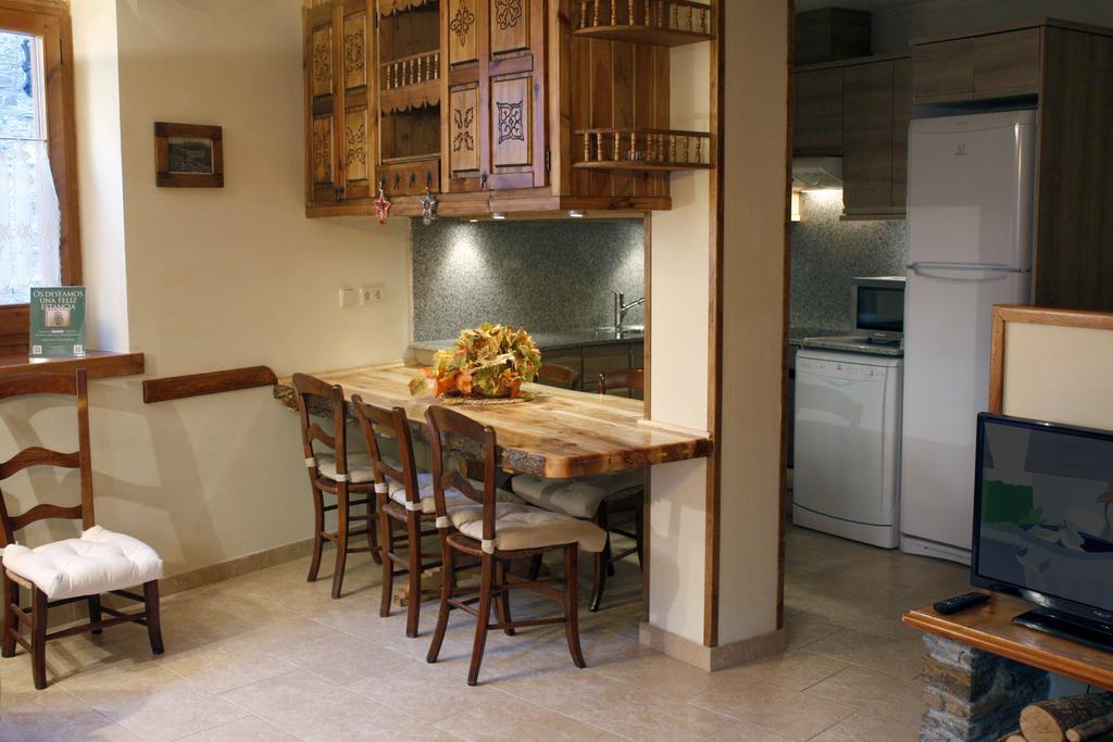 Apartamentos Valle De Aran Монт Экстерьер фото