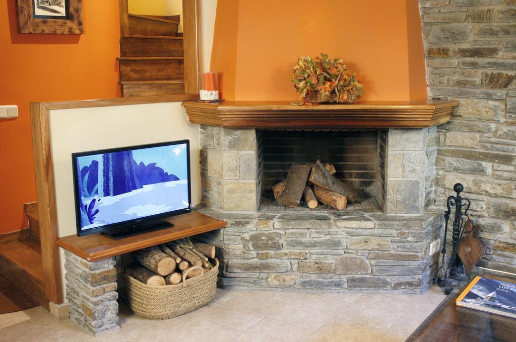 Apartamentos Valle De Aran Монт Экстерьер фото